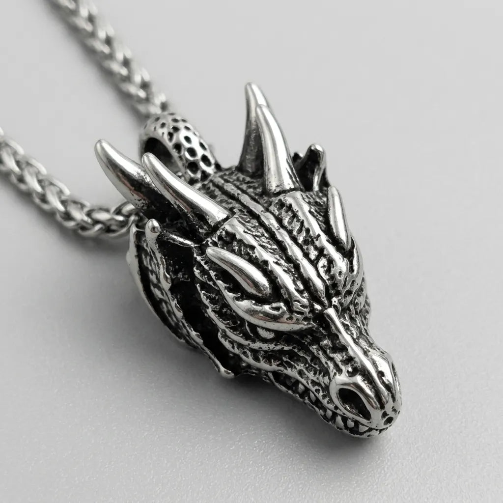 Kriegsherr-Drachen-Halskette