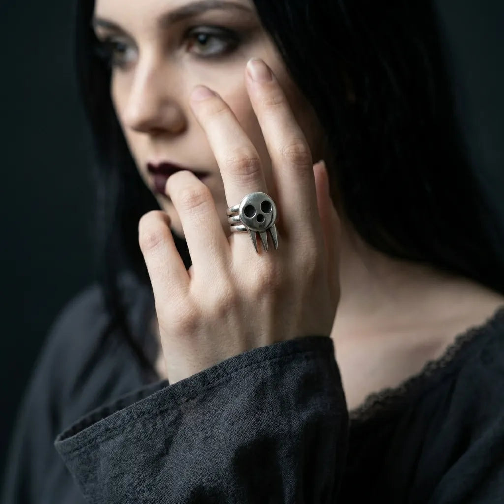 Seelenfresser-Totenkopf-Statement-Ring