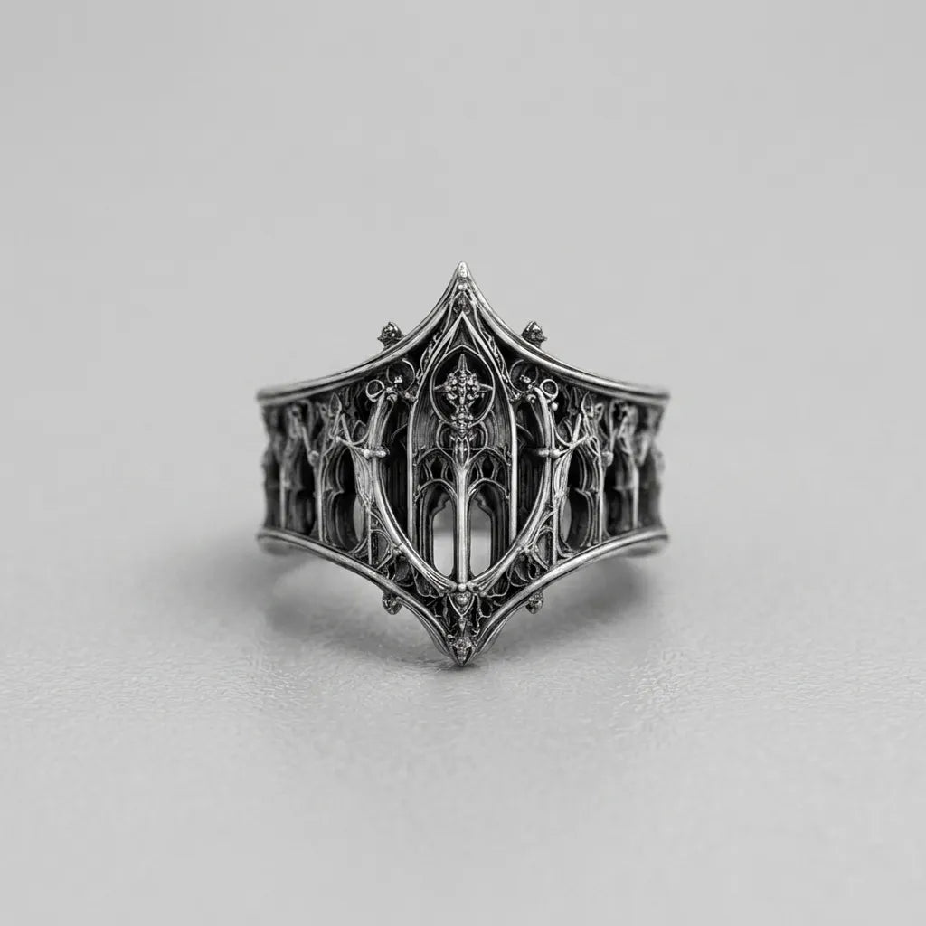 Gothic gewölbtes Filigran, oxidierter silberner Statement-Ring