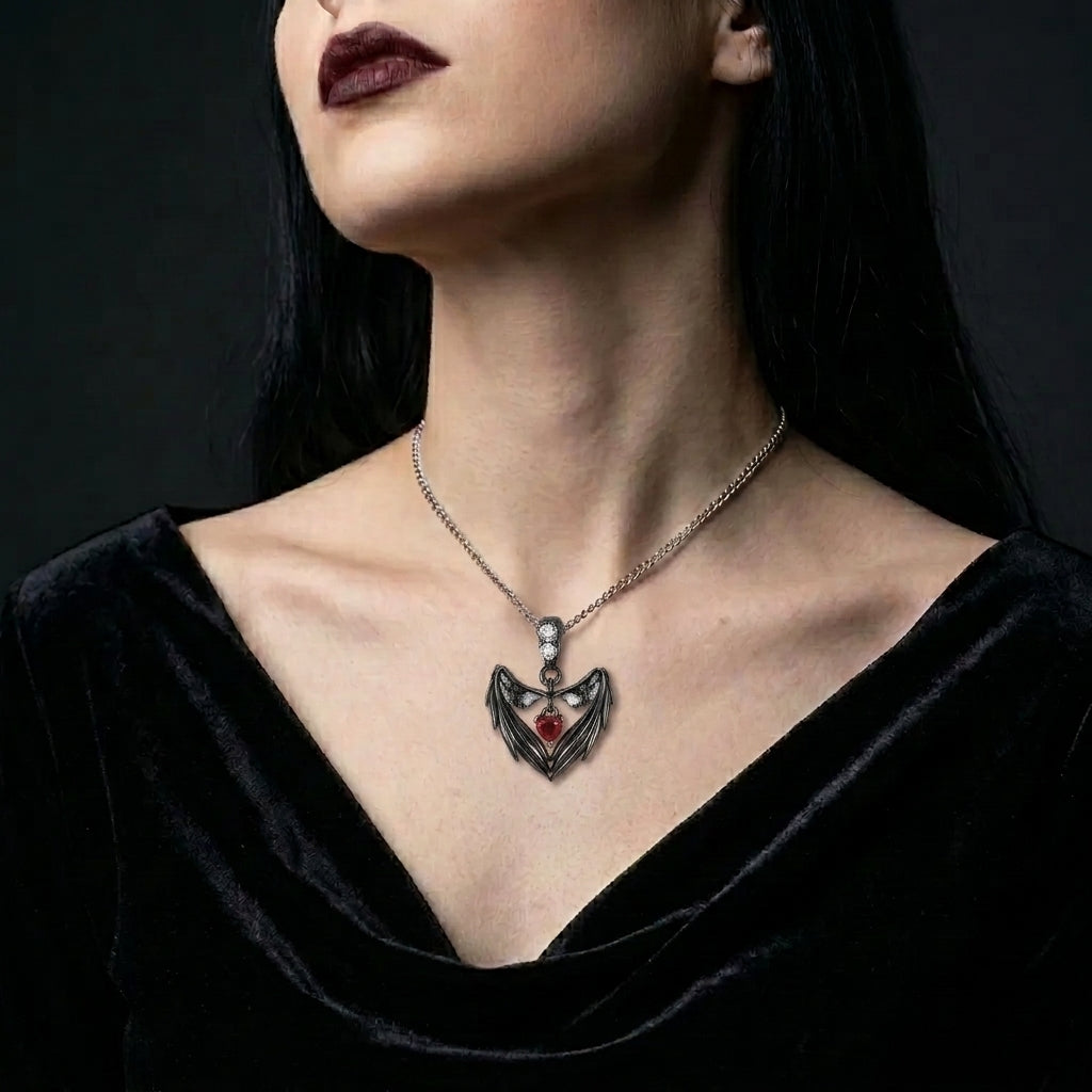 Die Vampirherz-Halskette