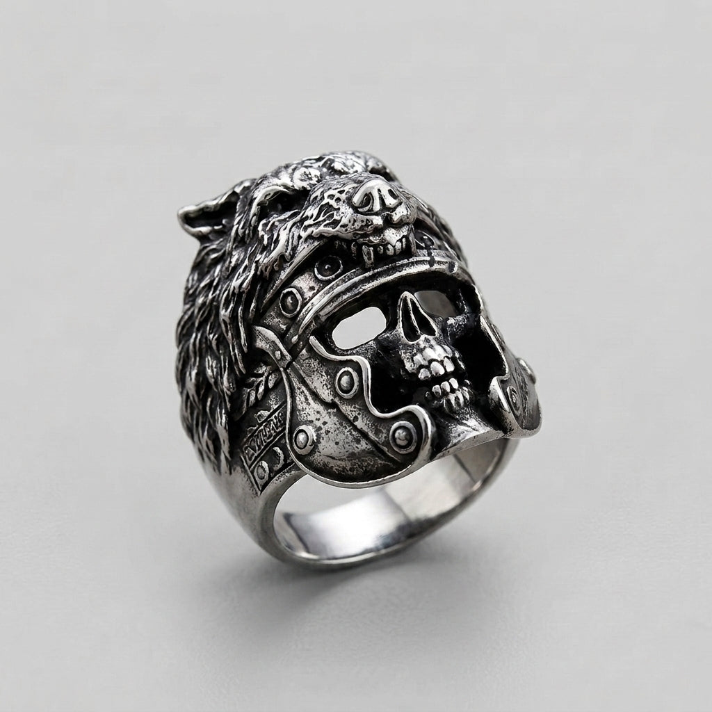 Gladiatorring mit Wolfshelm-Totenkopf