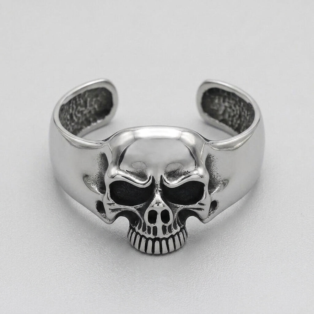 Eisen-Totenkopf-Armreif