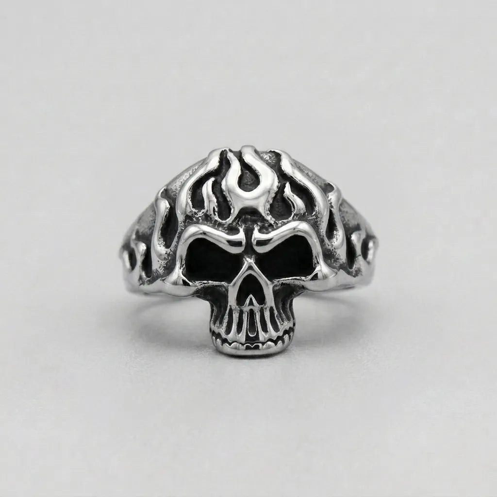 Tribal-Flammen-Totenkopf-Statement-Ring