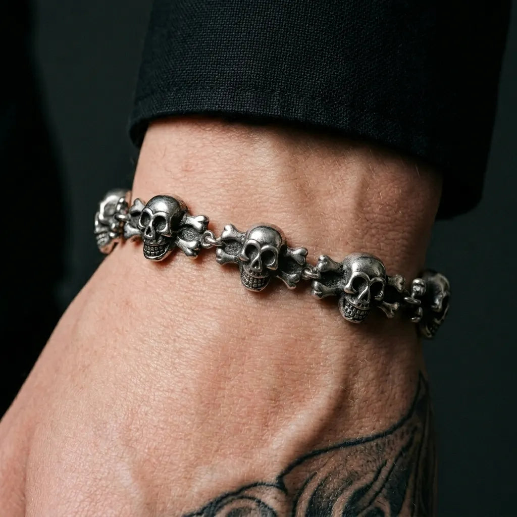 Ödland-Totenkopf-Armband