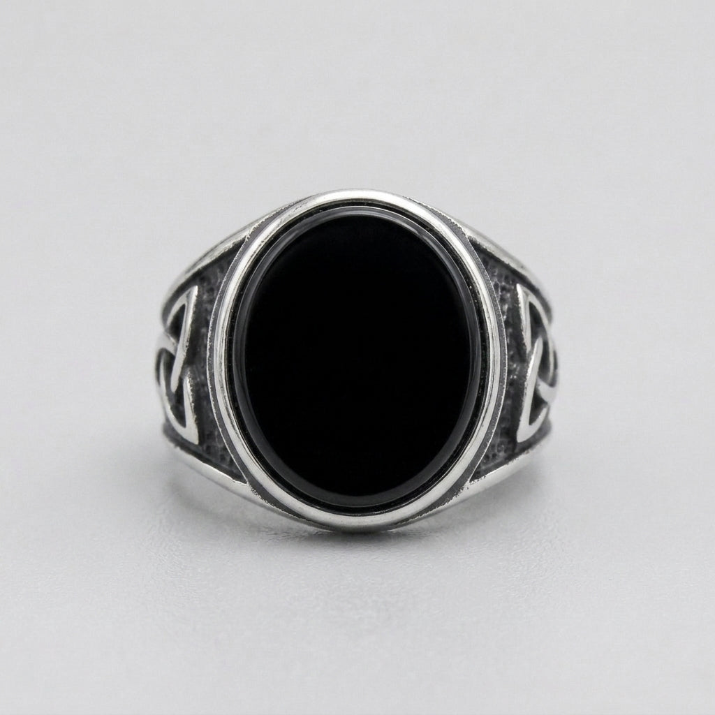 Schwarzer-Onyx keltische Triquetra ovaler Ring