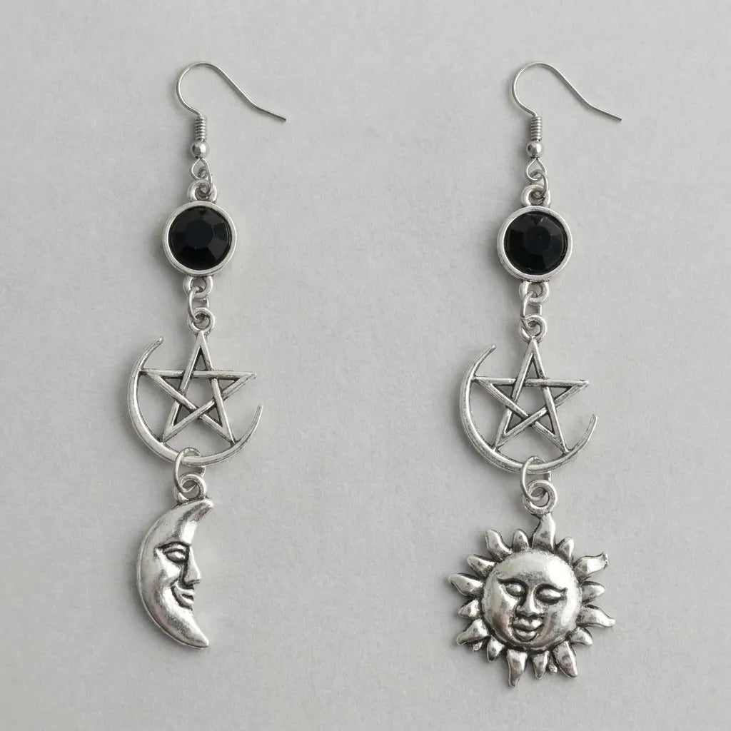 Ungleiche Sonne-Mond-Stern-Ohrringe
