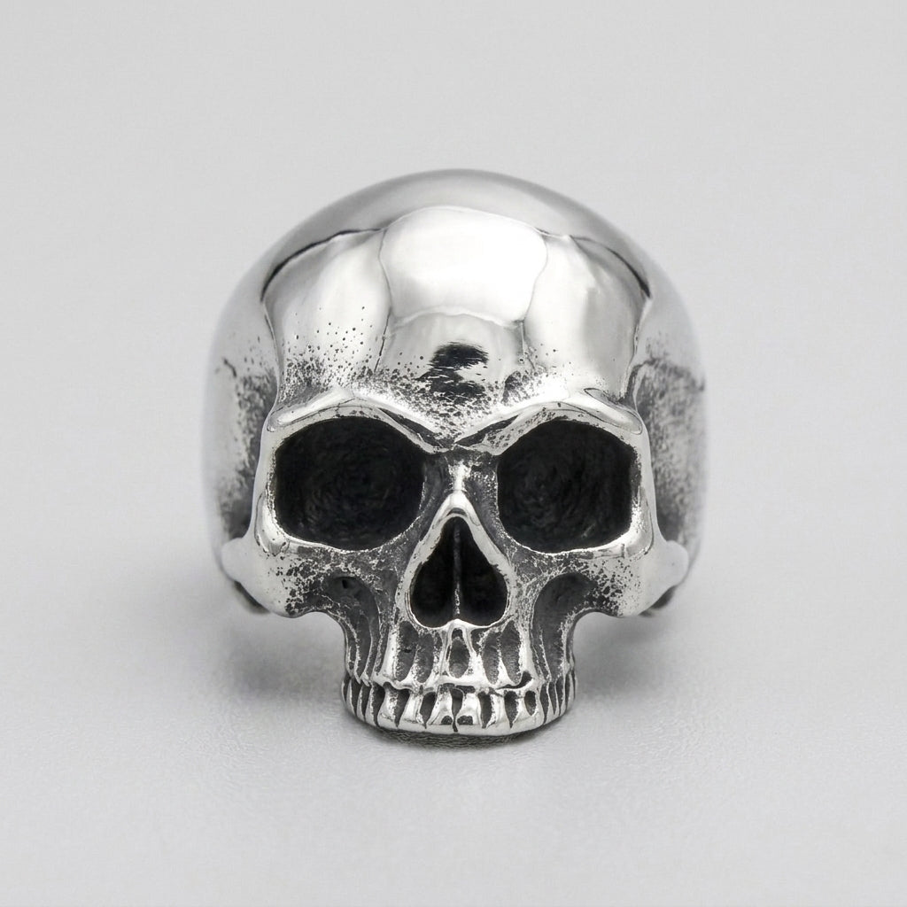 Klassischer-Halbkiefer-Totenkopf breiter Bandring