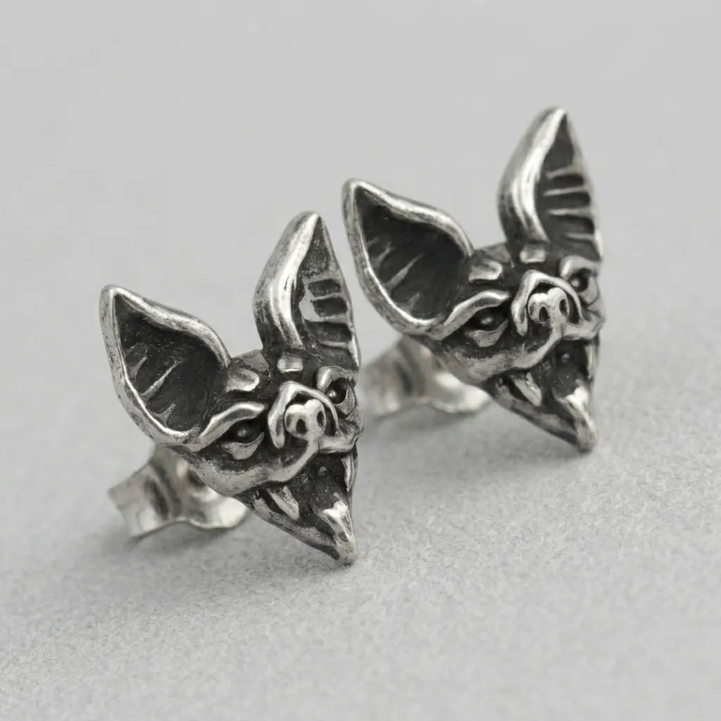 Mystische-Fledermaus-Ohrstecker