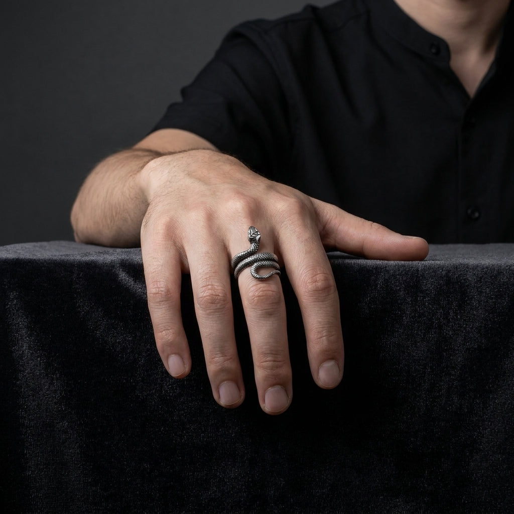 Antiksilberne Wickelschlange, verstellbarer Statement-Ring