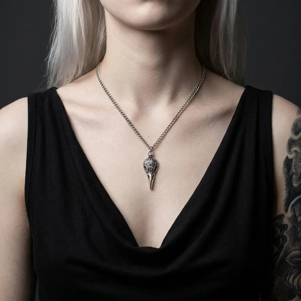 Filigran-Krähenschädel Gothic-Anhänger-Halskette