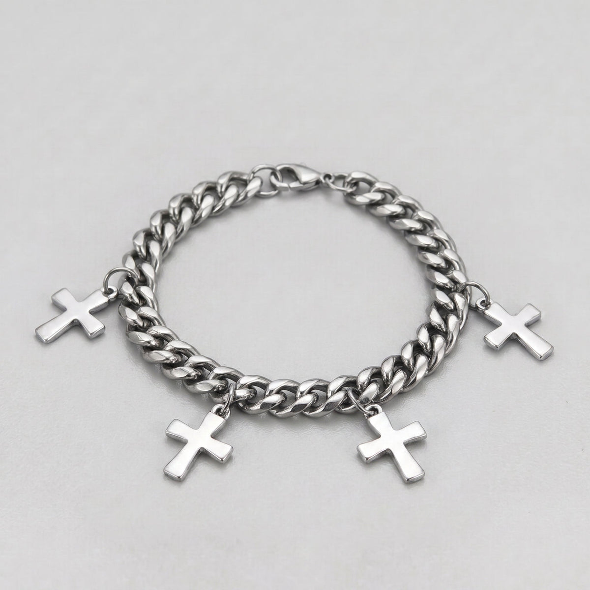 Dreifaltigkeits-Kreuz-Anhänger mehrreihiges Kettenarmband