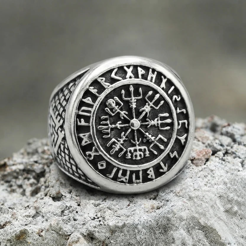 Wikinger-Runen-Futhark-Ring