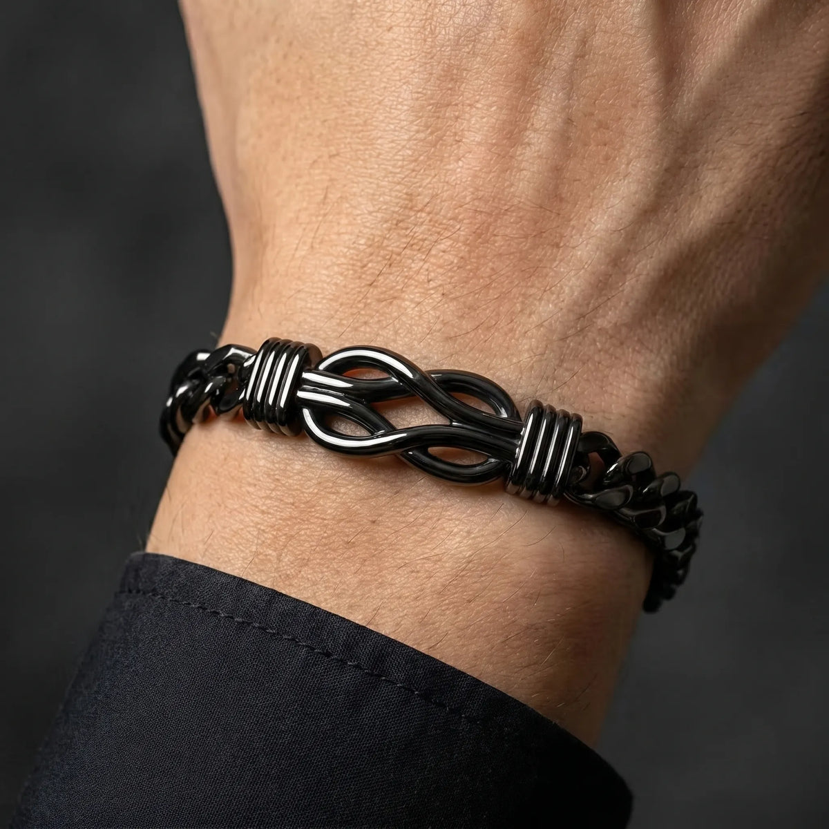 Schwarzes Edelstahl Unendlichkeitsknoten Kubaner-Gliederarmband