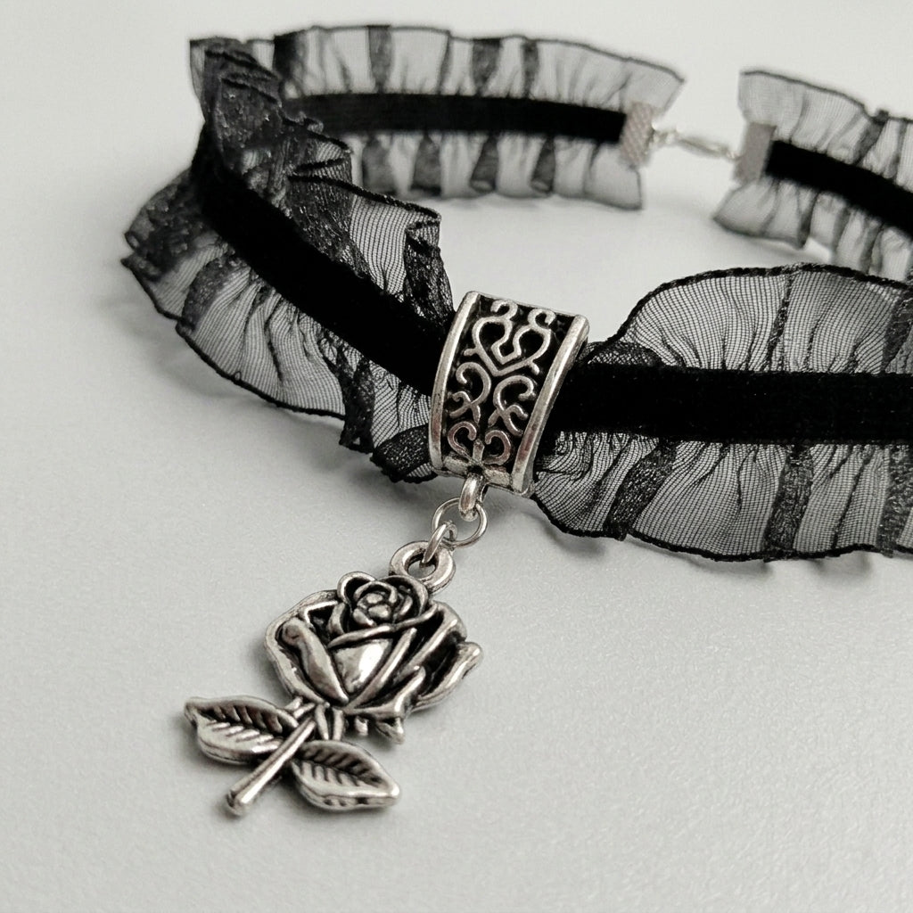 Gerüschte-Spitzenrose Gothic-Choker-Halskette