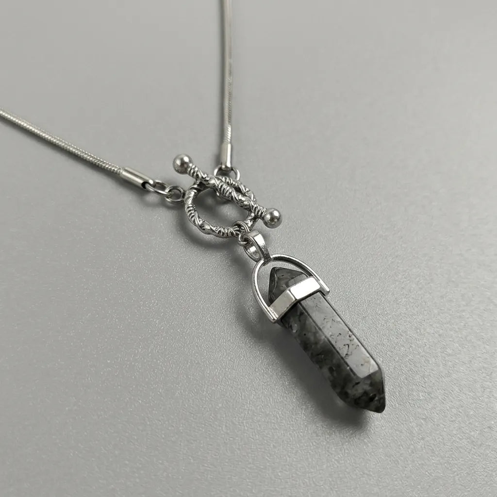Serpentinen-Chiffre-Kristallspitzen-Halskette