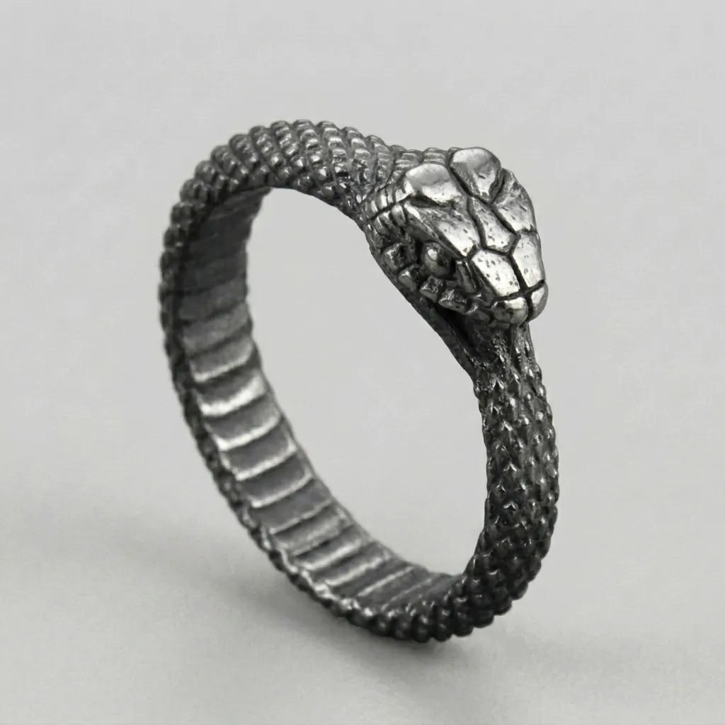 Ouroboros-Gewickelte-Schlange-Ring