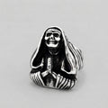 Ring mit Kapuzen-Sensenmann und betenden Skeletthänden