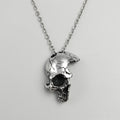 Rissiger-Mond-Totenkopf-Anhänger-Halskette