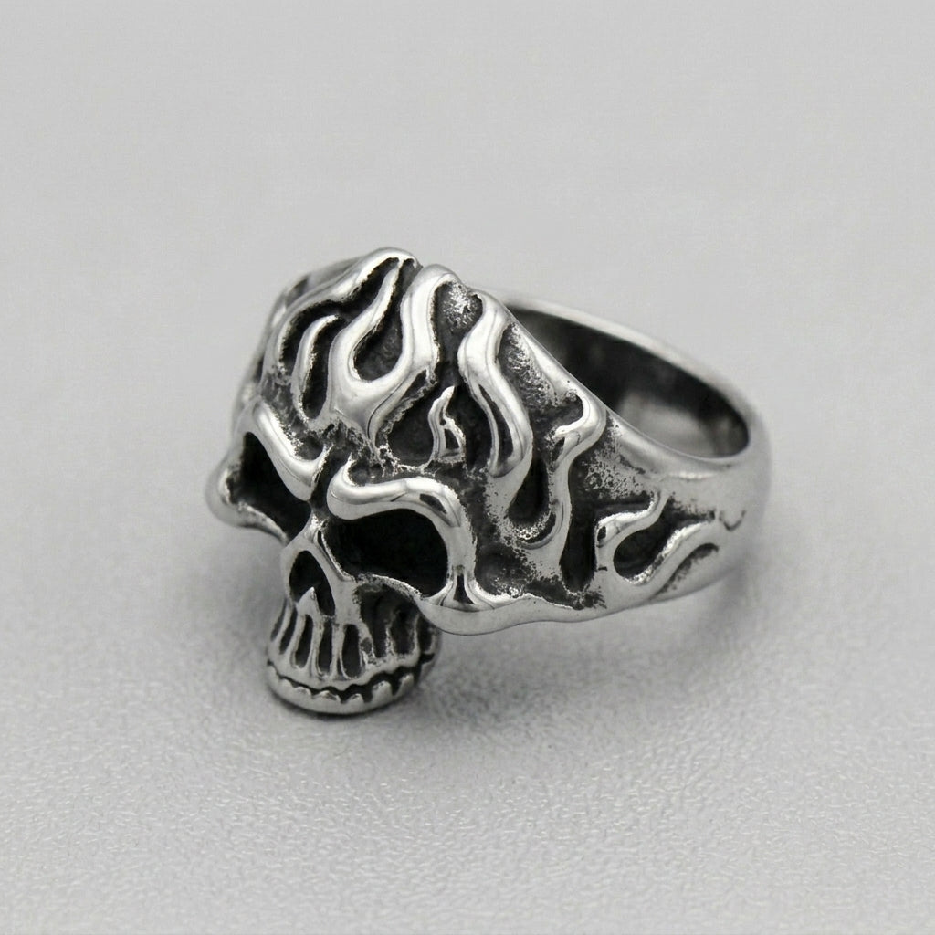 Tribal-Flammen-Totenkopf-Statement-Ring